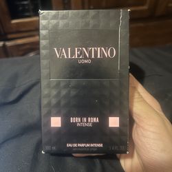 Valentino Born In Roma Intense brand new