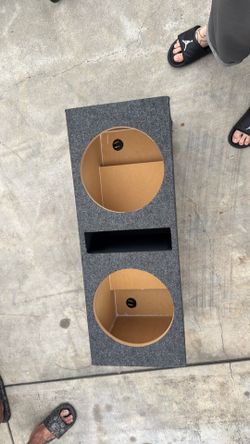 Band pass speaker enclosure 12s vented