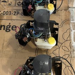 Trim Pump Mercruiser Like New for Boats inboard Engines read description