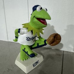 Dodgers Kermit Bobblehead 