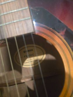 Yamaha fx335c electric Acustic