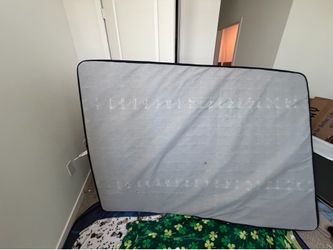 Full size mattress