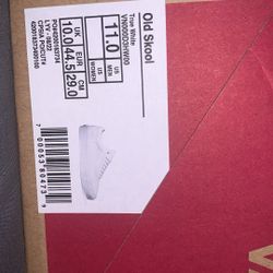 True white vans send best offer