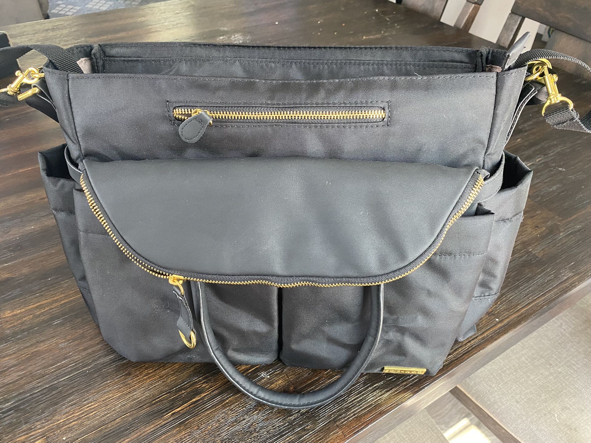 SKIP * HOP Chelsea Downtown Chic Satchel Diaper Bag 