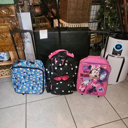 3  CUTE DISNEY STYLE CARRYON LUGGAGE $19 EACH