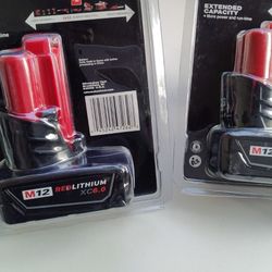 Baterias De 12v Milwaukee 