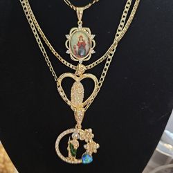Necklace 