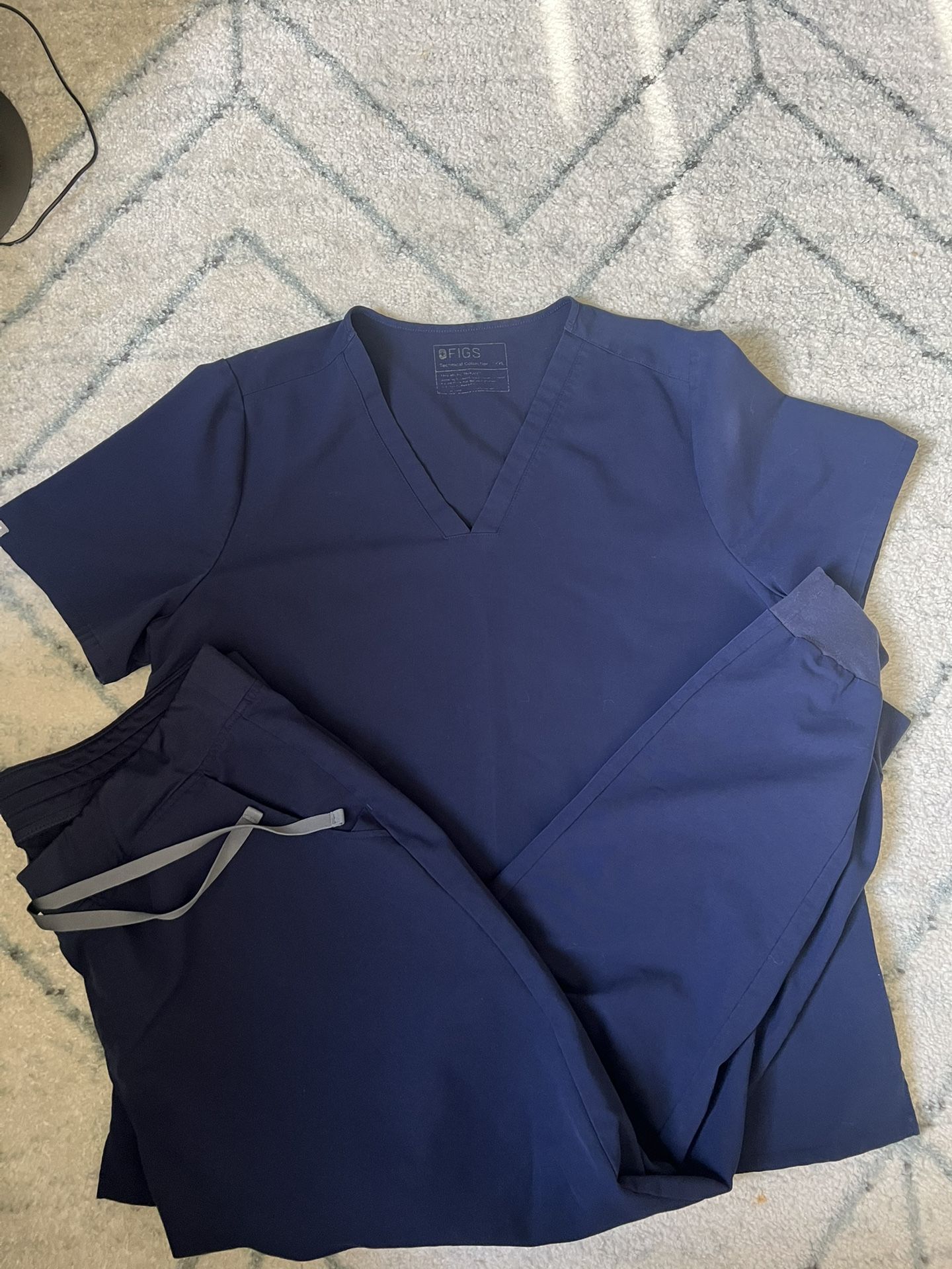 Figs Navy Scrub Set Size 2XL Tall Zamora Joggers And 2XL Casma Top