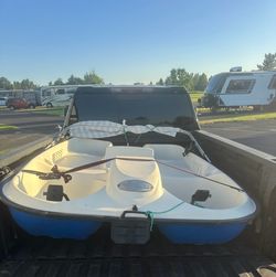 Pelican pedal boat