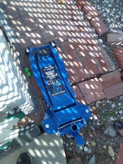 Daytona 3 Ton Low Profile Floor Jack