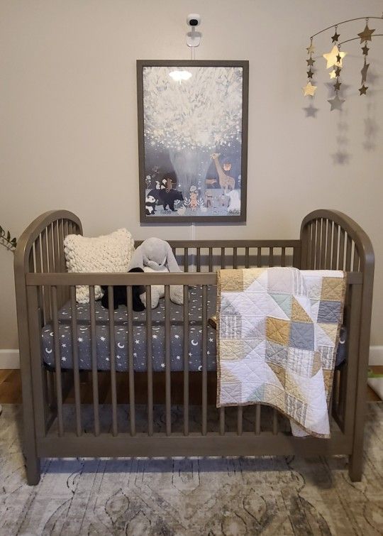 Contours Elston 3-in-1 Convertible Crib
with Toddler Rail Conversion Kit. New!