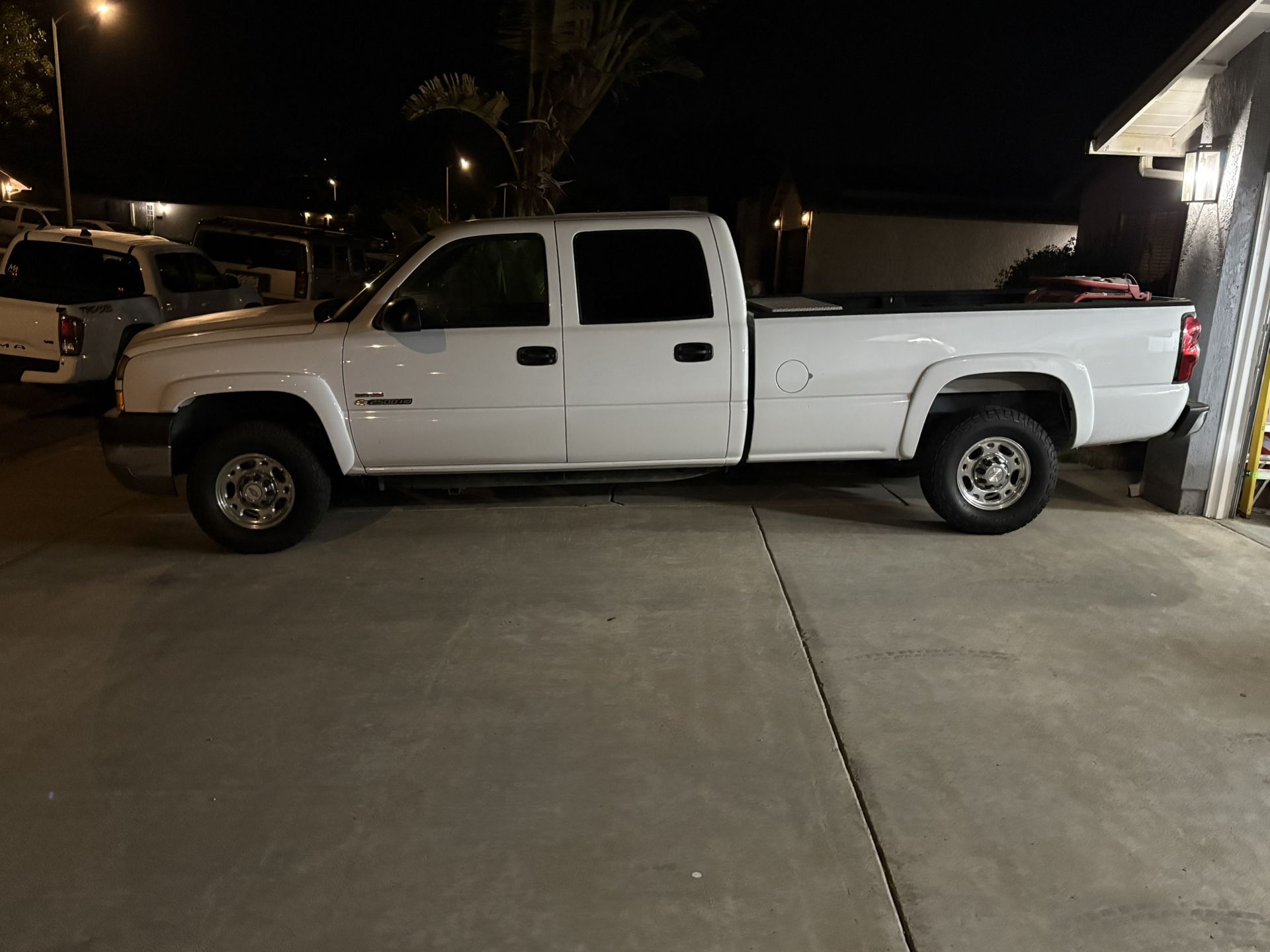 2005 Chevrolet Silverado 2500 HD Crew Cab