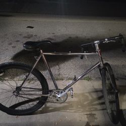 KHS  MONGOOSE ROAD BIKE 