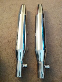 Harley-Davidson 09 Sportster 883 XL stock exhaust