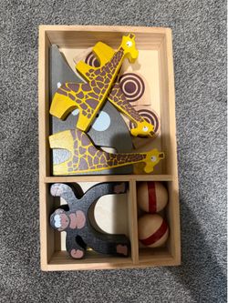 Melissa and Doug safari wooden bowling game