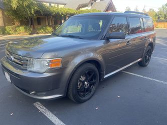 2010 Ford Flex SE