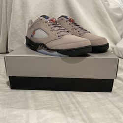 Jordan 5 PSG LOWS Size 9 