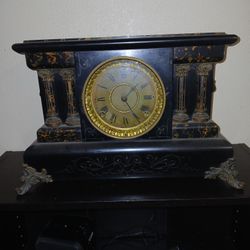 Antique Seth Thomas Mantle Clock 