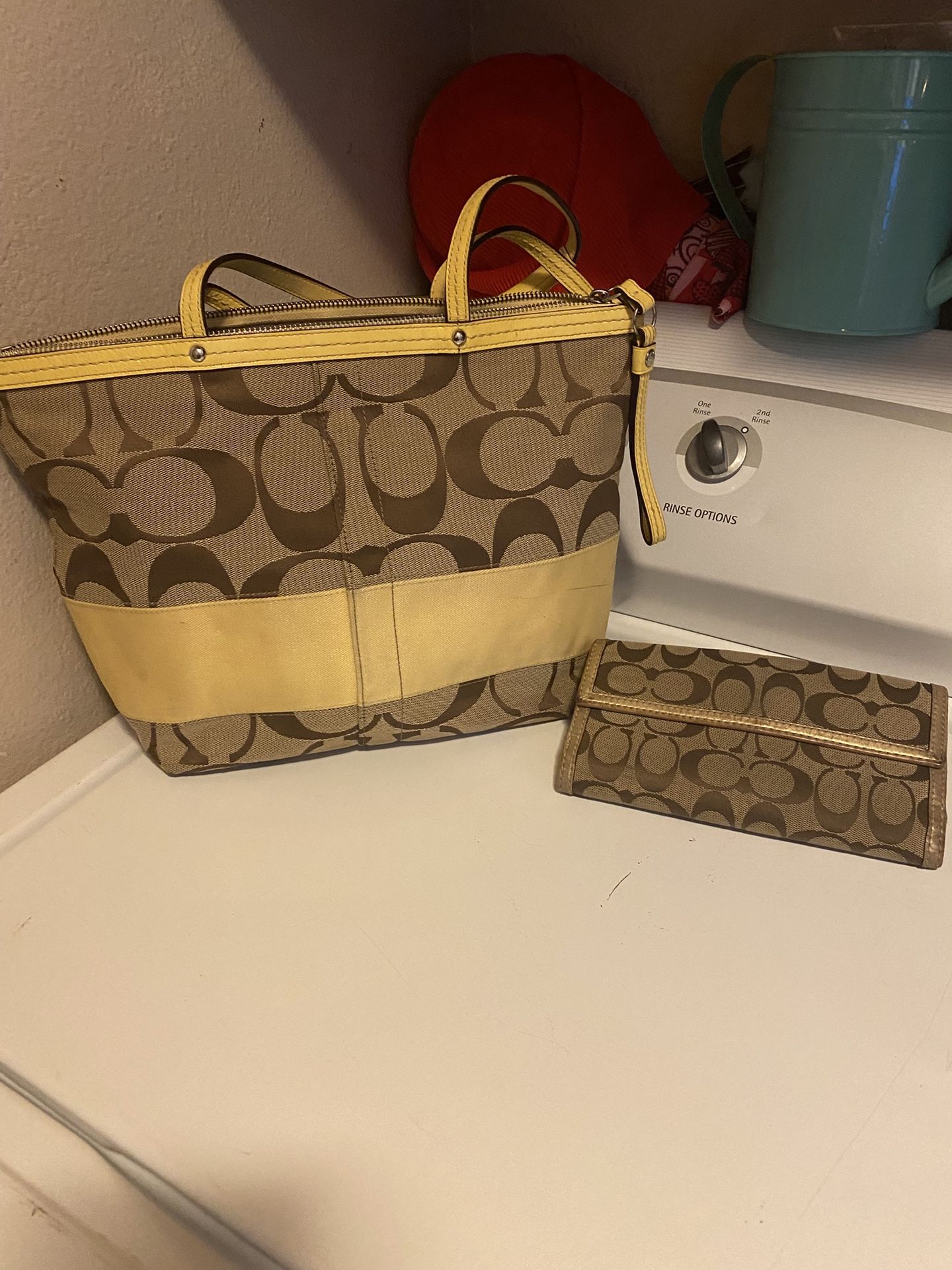 Coach Purse And Wallet Set