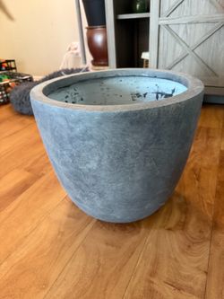 Accent Pot