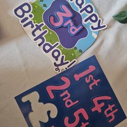 Peppa Pig Cake Topper, Food Labels And 5 Party Favor Bags With Little Activity Books