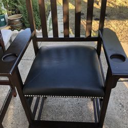 Beautiful King Chair Spectator Chair