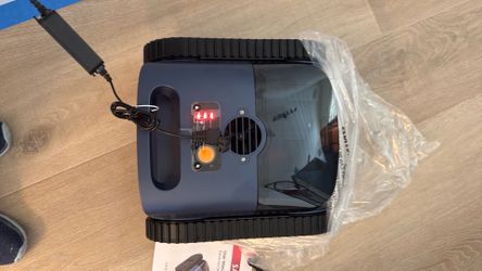 Brand new cordless robotic pool cleaner SAT 25