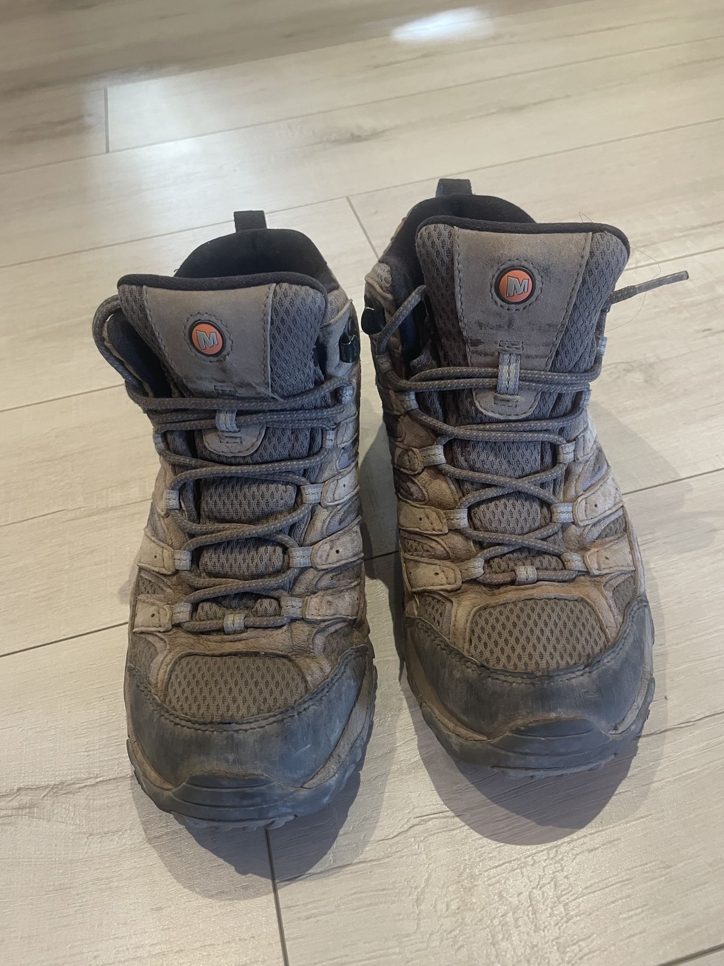 Women’s Merrell Moab hiking Boots