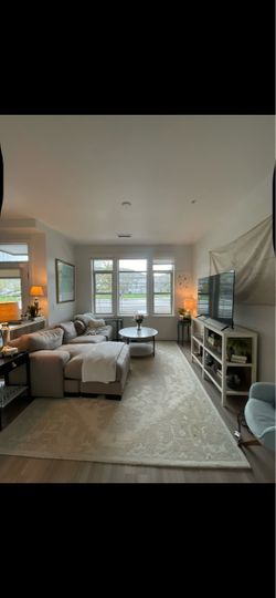 Reversible Sectional