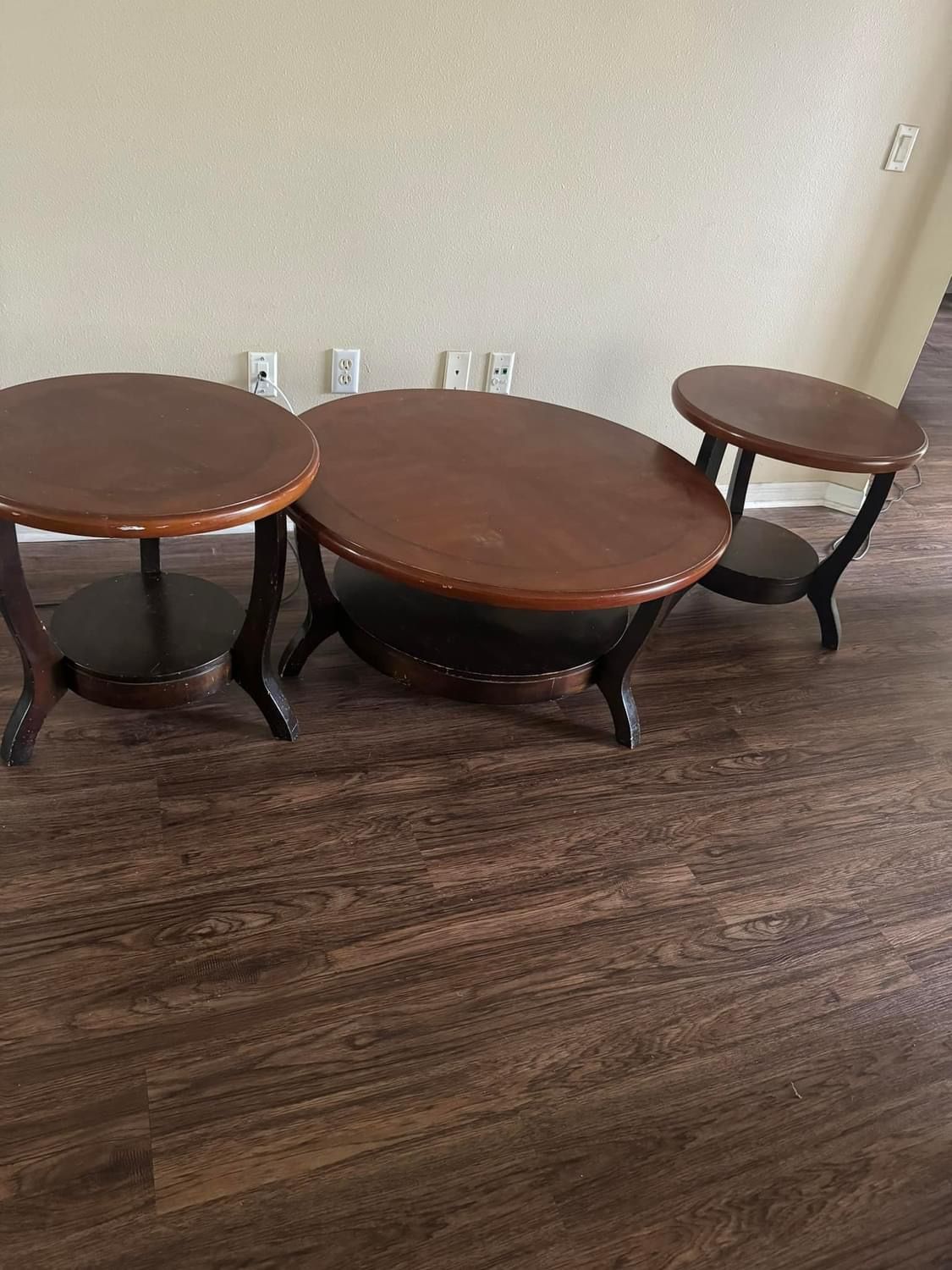 OVAL COFFEE TABLE & END TABLES