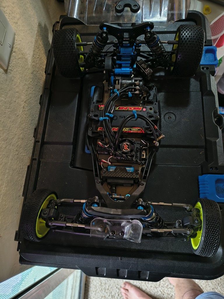 RC Buggy Team Associated B7