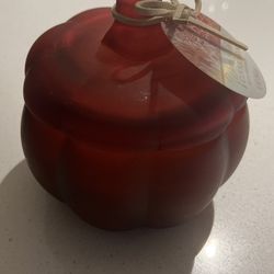 Brand New Glass Pumpkin Shaped Scented Candle For Fall Smells Amazing 