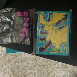 Ascended Hero’s Sleeves And Dice