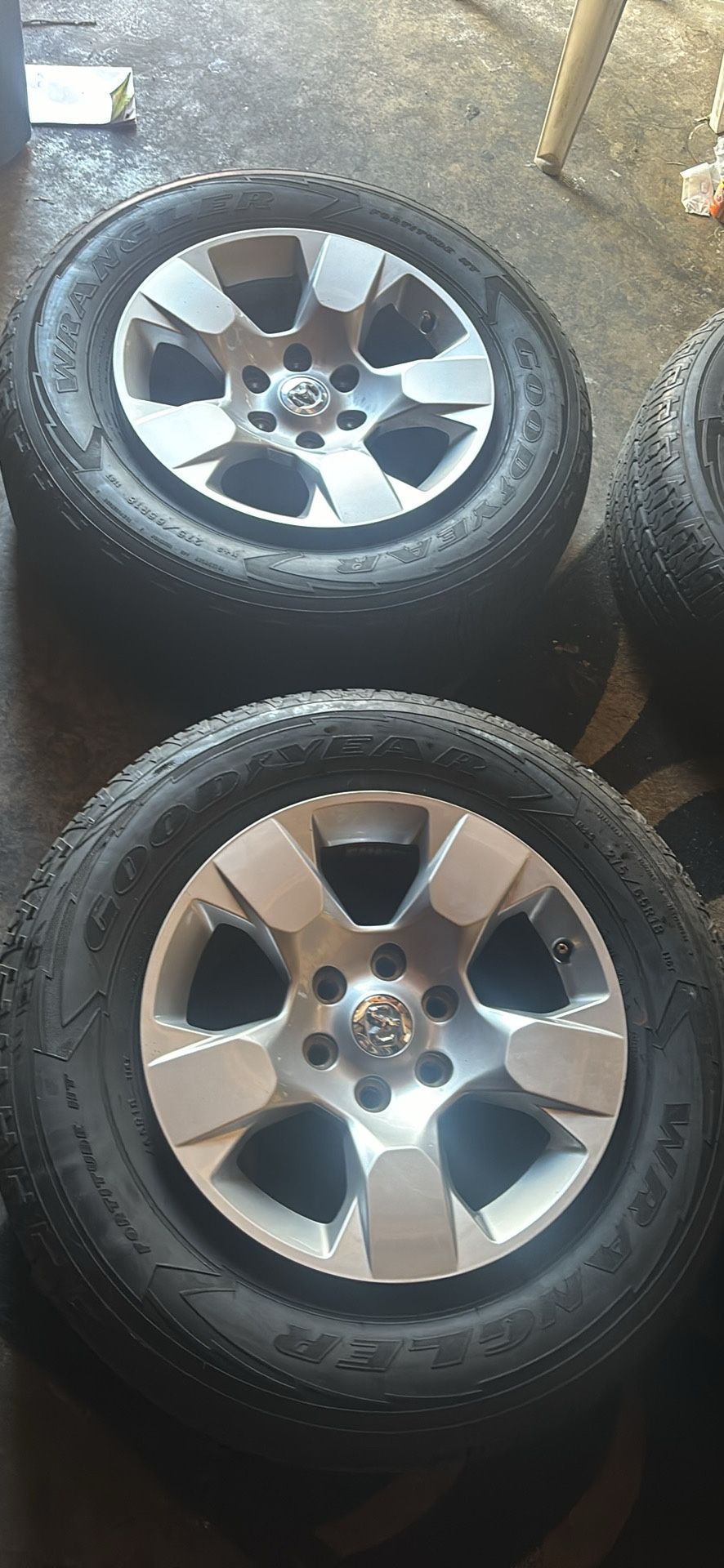 Ram 1500 Stock Rims And Tires