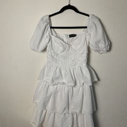 PRETTY LITTLE THING DRESS