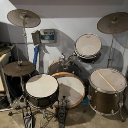 Drum Set 