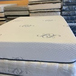MATTRESS AND FURNITURE GREAT QUALITY 