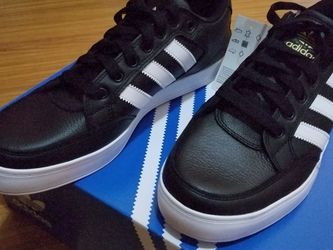 New ADIDAS Black Leather Sz.9.5