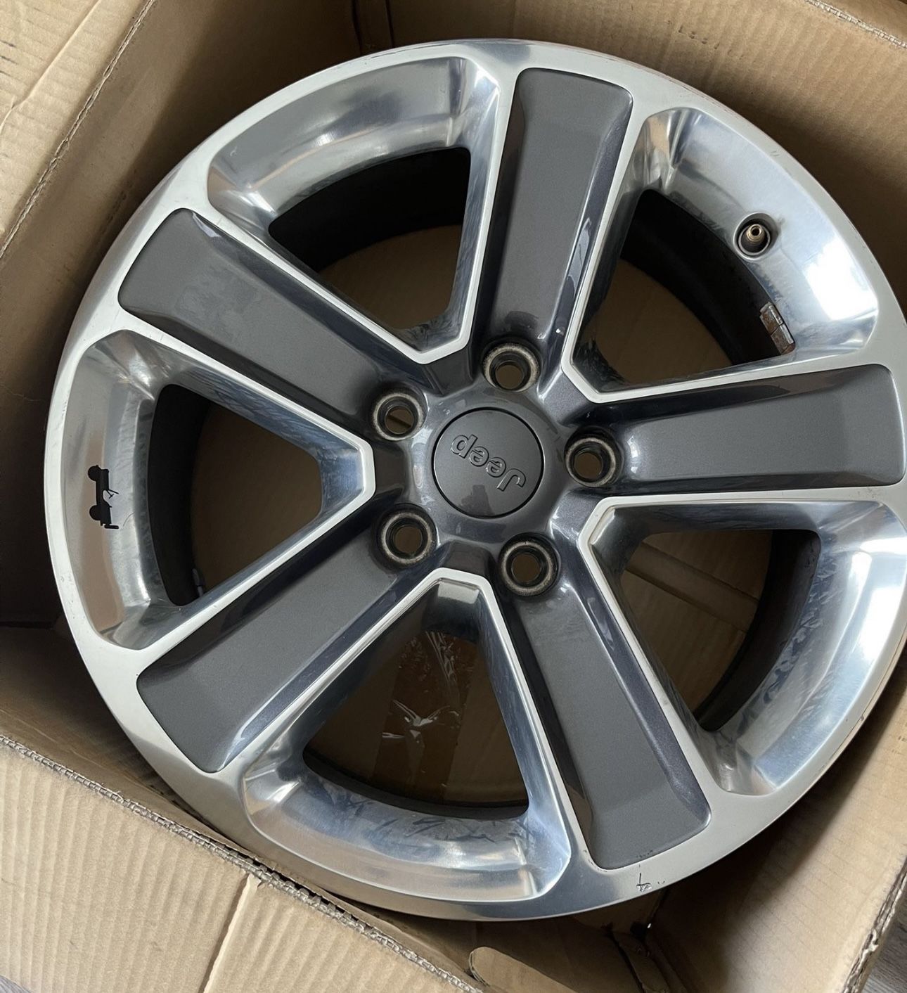 Jeep JL OEM Wheels