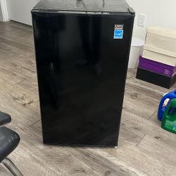 Mini Fridge