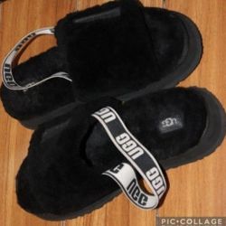 UGG  DISCO  SLIDES SIZE 9