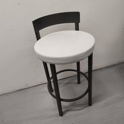 29" High Bar Stool - well made