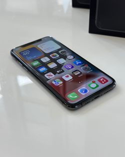 iPhone 11 Pro Max Unlocked (AT&T, Cricket, T-Mobile, Metro..)