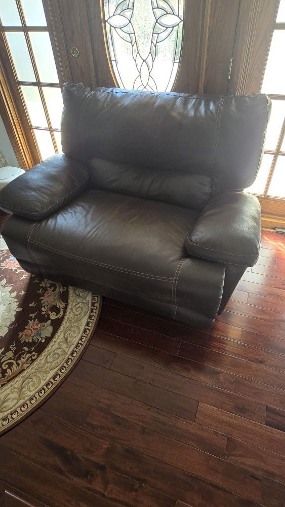 Loveseat