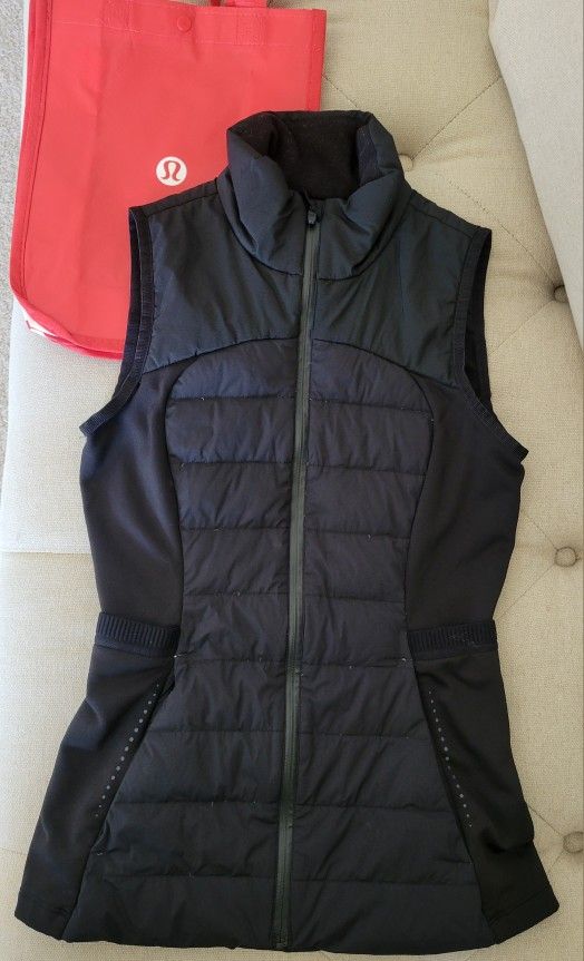 Women's Lululemon Vest Size 2