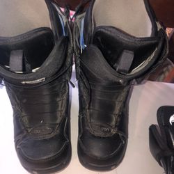 BURTON MOTO SNOWBOARD BOOTS