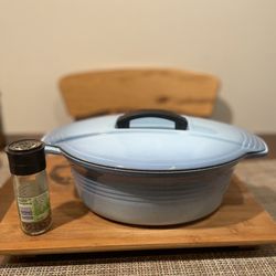 Le Creuset Futura Dutch Oven