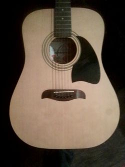 Oscar Schmidt 6-string Acoustic Guitar By Washburn 
