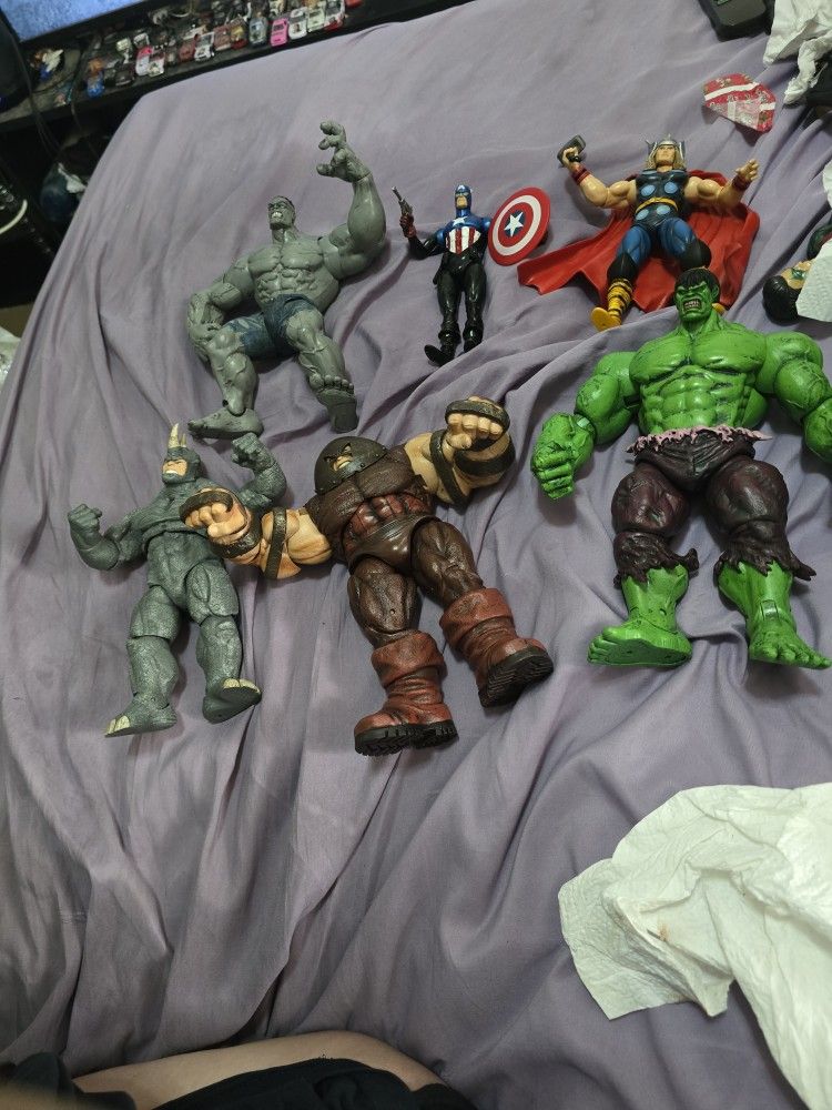 Marvel Select Figures Lot