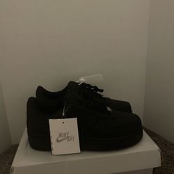 Black Air Force ones